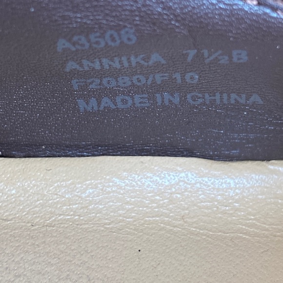 COACH Annika Brown Leather Slip On Pointed Toe Heeled Comfort Ankle Boot… - Picture 7 of 9